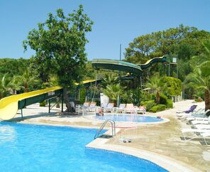 Nicholas Park Hotel  3*