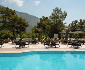 Nicholas Park Hotel  3*