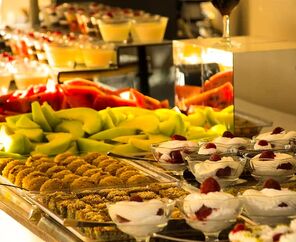 Nicholas Park Hotel  3*