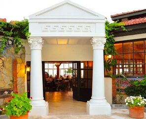 Nicholas Park Hotel  3*