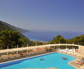 Nicholas Park Hotel  3*