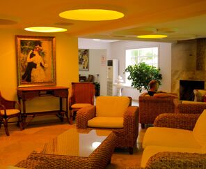 Nicholas Park Hotel  3*
