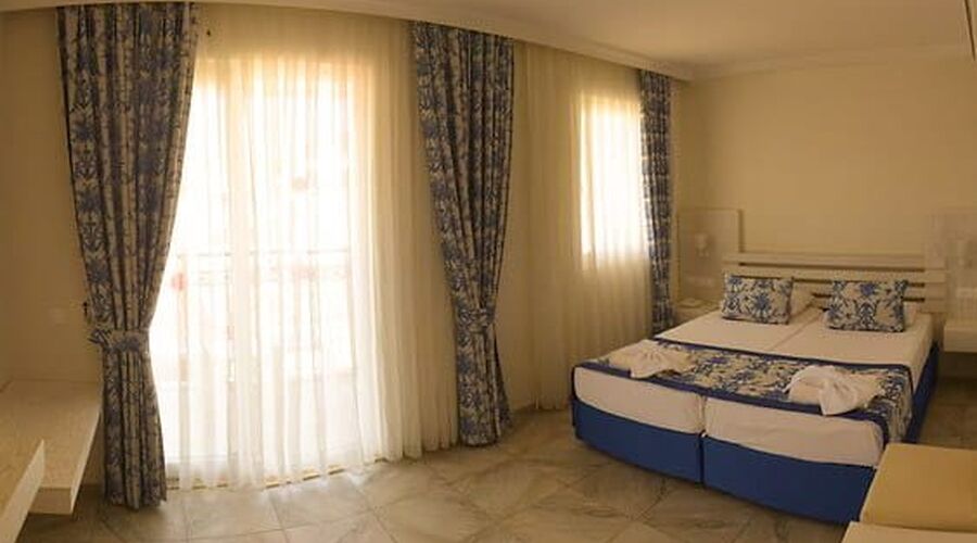 Ölüdeniz Beach Resort By Z Hotels 4*