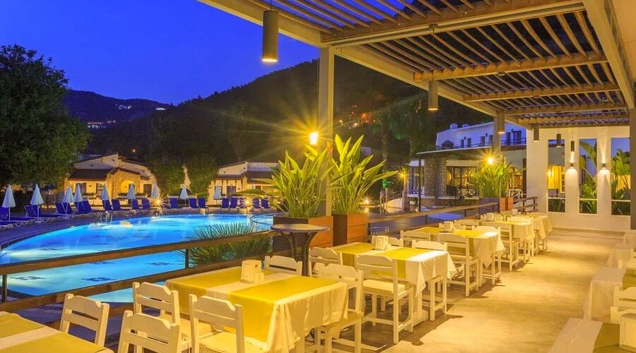 Ölüdeniz Beach Resort By Z Hotels 4*