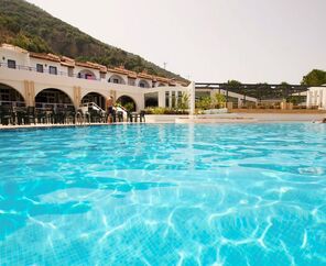 Ölüdeniz Beach Resort By Z Hotels 4*