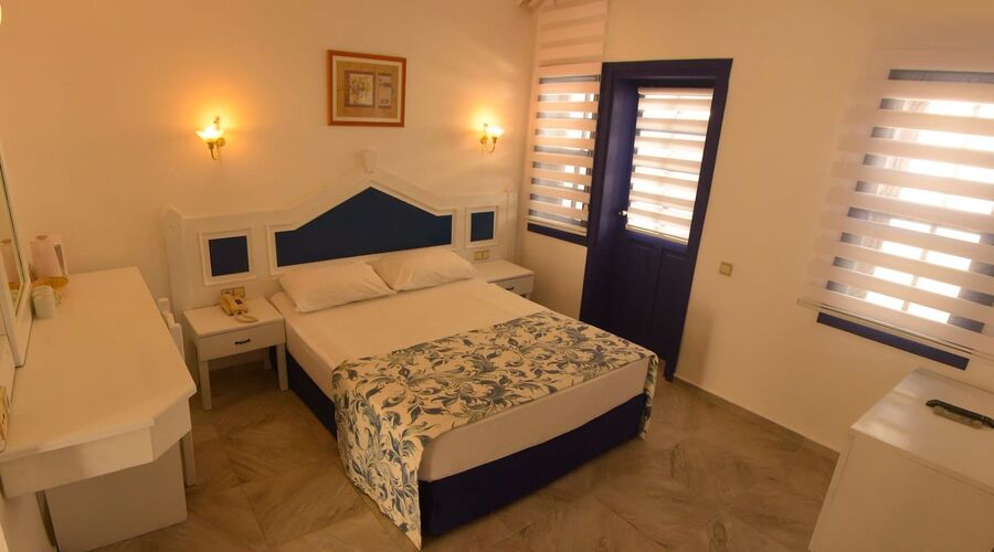 Ölüdeniz Beach Resort By Z Hotels 4*