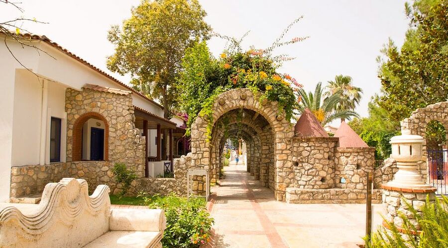 Ölüdeniz Beach Resort By Z Hotels 4*