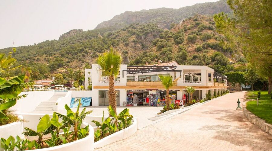 Ölüdeniz Beach Resort By Z Hotels 4*