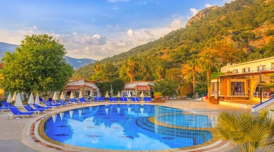 Ölüdeniz Beach Resort By Z Hotels 4*