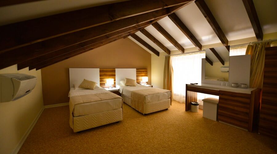 Sahra Su Holiday Village & Spa  4*