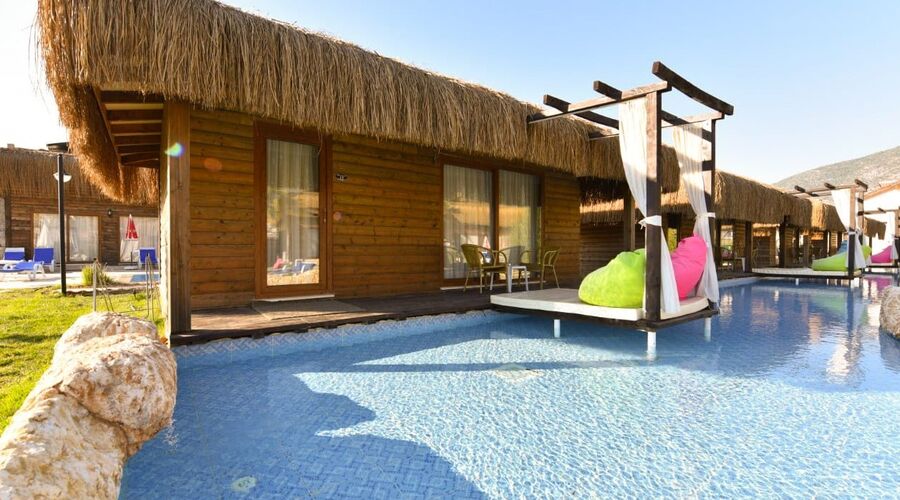 Sahra Su Holiday Village & Spa  4*