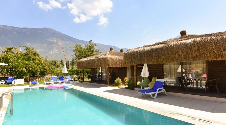 Sahra Su Holiday Village & Spa  4*