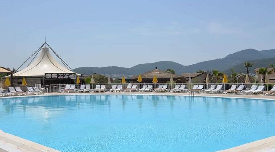Sahra Su Holiday Village & Spa  4*