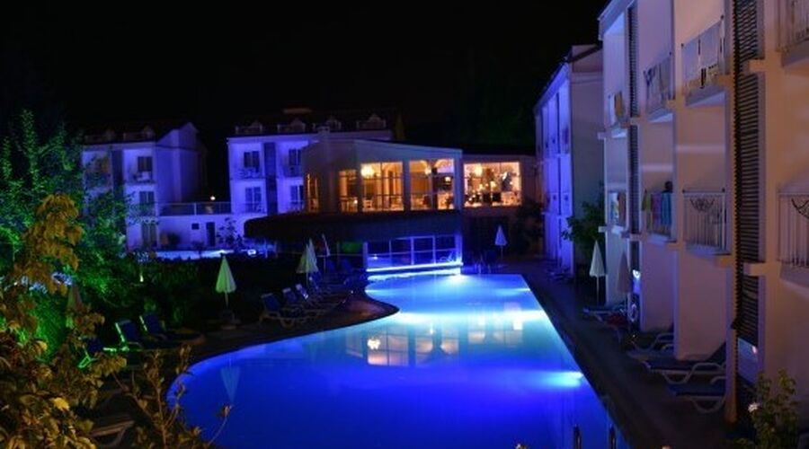Sahra Su Holiday Village & Spa  4*