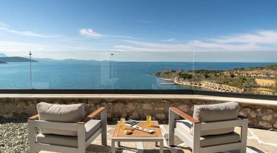 Le Meridien Bodrum Beach Resort  5*