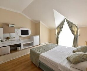 Sahra Su Holiday Village & Spa  4*