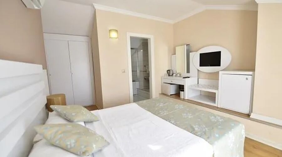 Sahra Su Holiday Village & Spa  4*