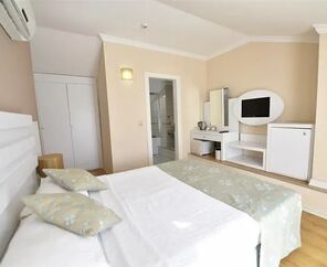 Sahra Su Holiday Village & Spa  4*