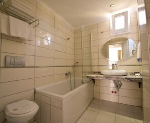 Sahra Su Holiday Village & Spa  4*
