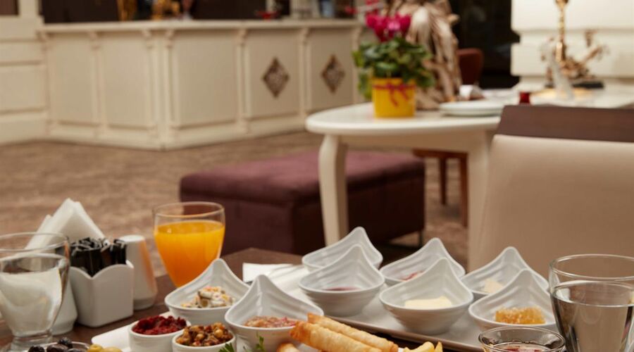 Madame Tadia Otel  3*