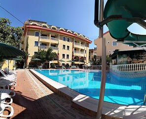 Maxwell Holiday Club 3*