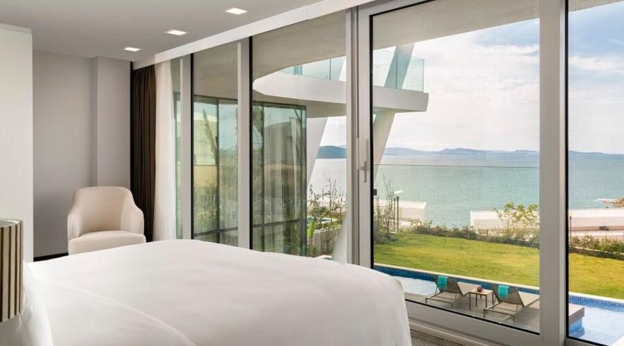 Le Meridien Bodrum Beach Resort  5*