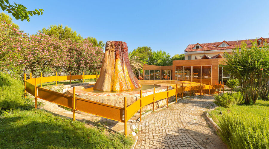 Lycus River Termal Otel 5*