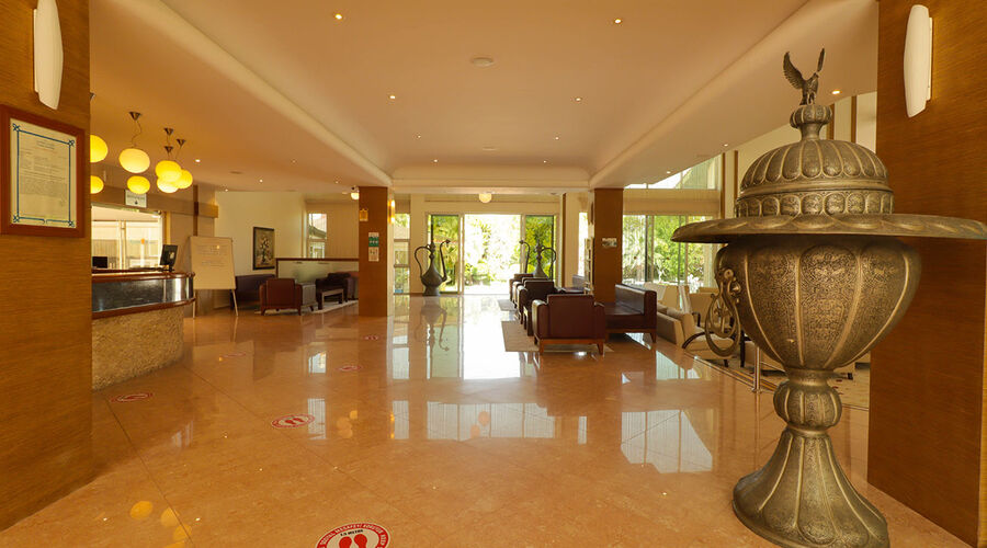 Lycus River Termal Otel 5*
