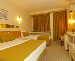 Lycus River Termal Otel 5*