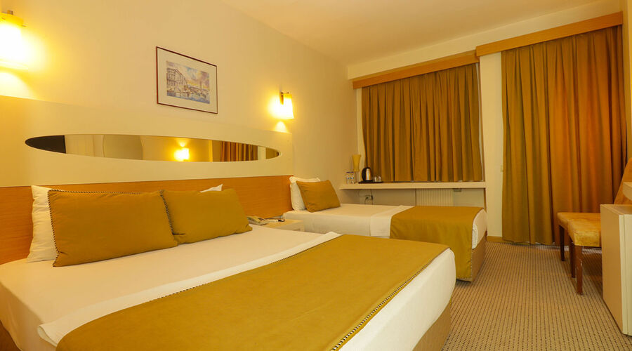 Lycus River Termal Otel 5*
