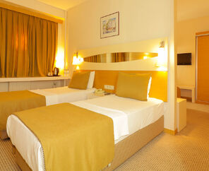 Lycus River Termal Otel 5*