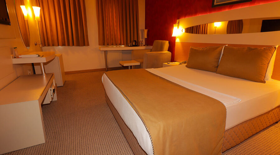 Lycus River Termal Otel 5*