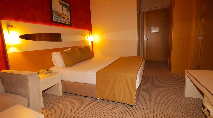 Lycus River Termal Otel 5*
