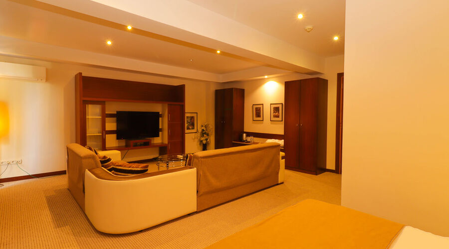 Lycus River Termal Otel 5*