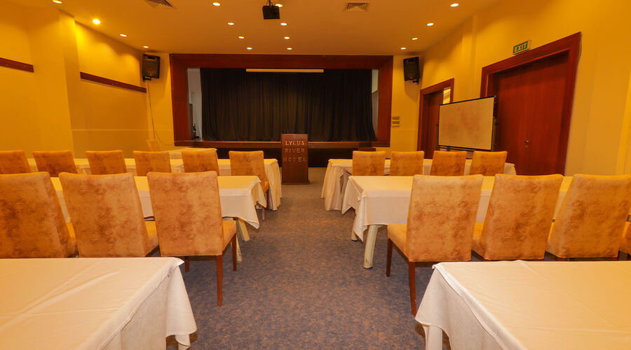 Lycus River Termal Otel 5*