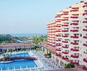 Grand Park Lara  4*