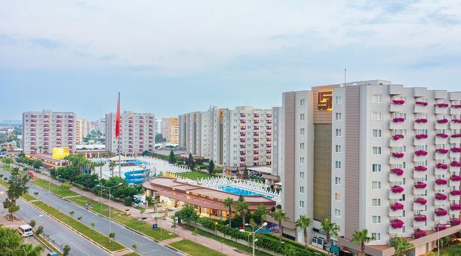 Grand Park Lara  4*