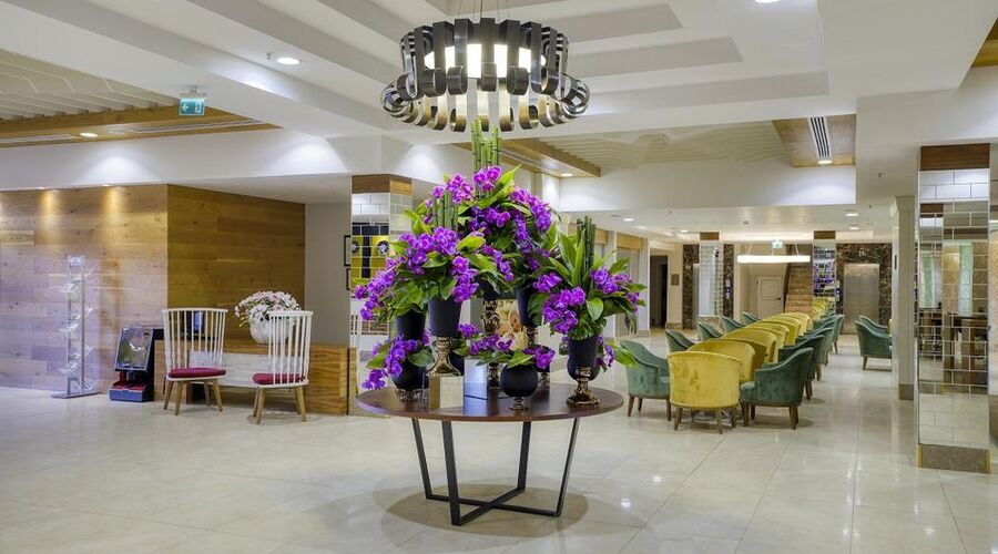Grand Park Lara  4*