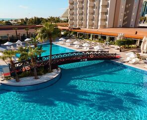 Grand Park Lara  4*