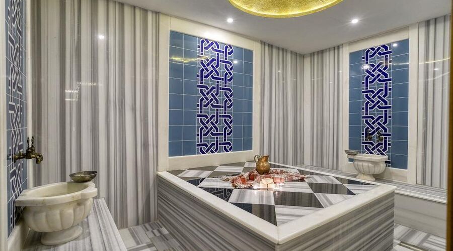 Grand Park Lara  4*
