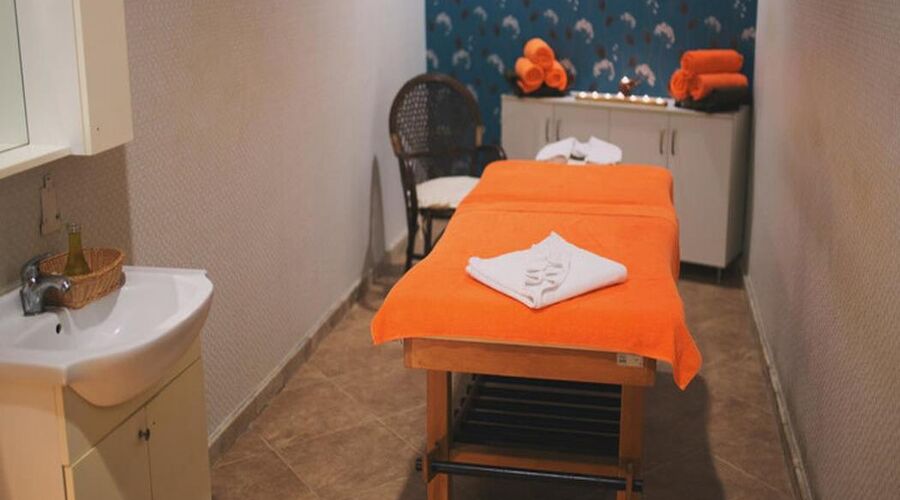 Lidya Sardes Termal Hotel Spa 4*