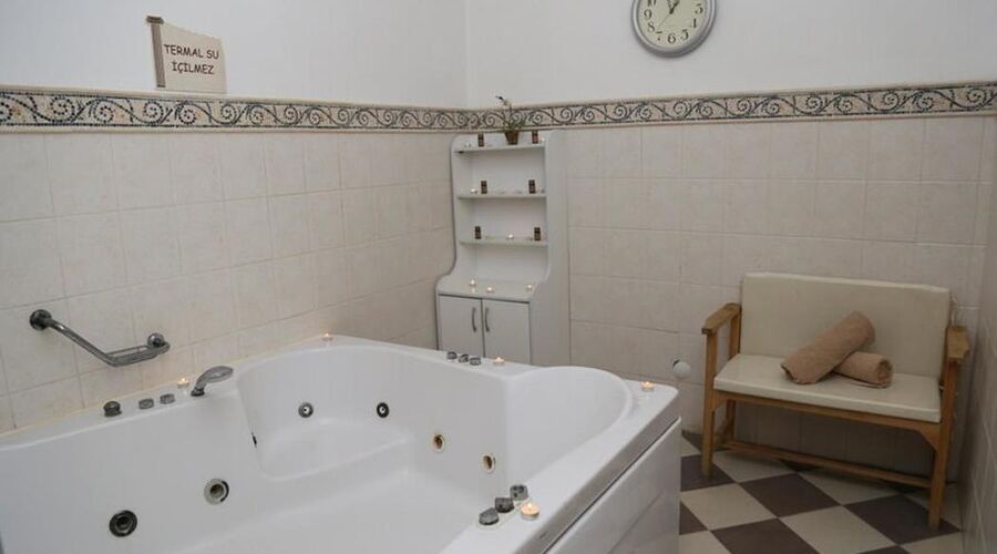 Lidya Sardes Termal Hotel Spa 4*