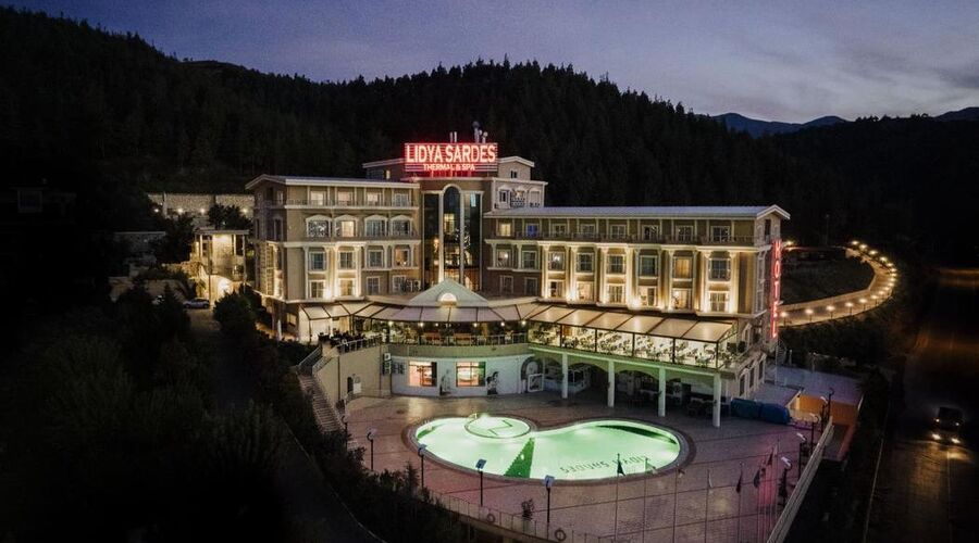 Lidya Sardes Termal Hotel Spa 4*
