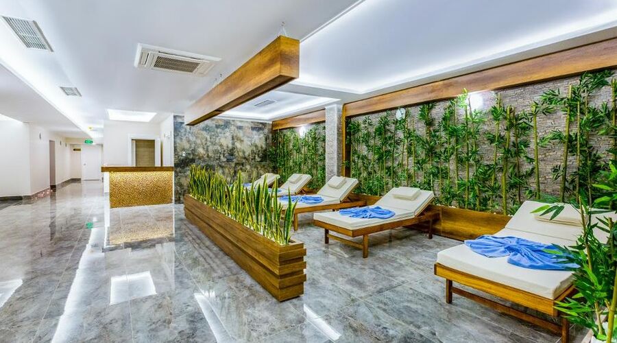 Algora Halal Hotel 5*
