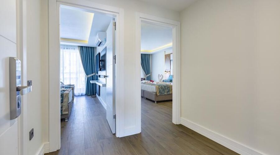 Algora Halal Hotel 5*