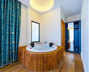 Algora Halal Hotel 5*