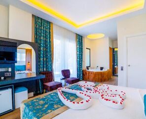 Algora Halal Hotel 5*