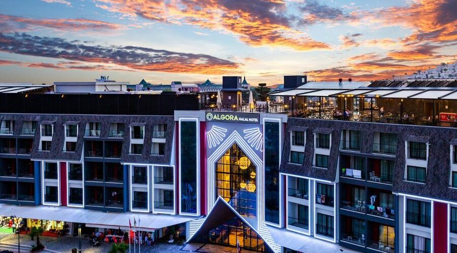 Algora Halal Hotel 5*