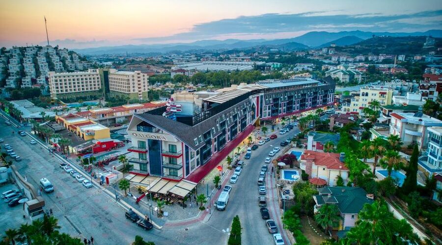 Algora Halal Hotel 5*