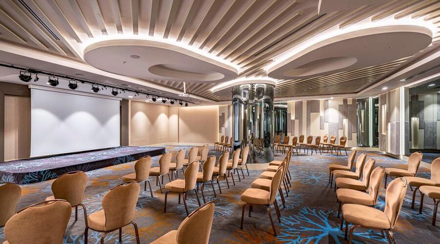 Kirman Calyptus Resort & Spa 5*